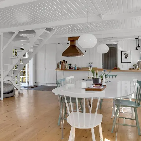 Casa vacanze Lovely In With Wifi Stege